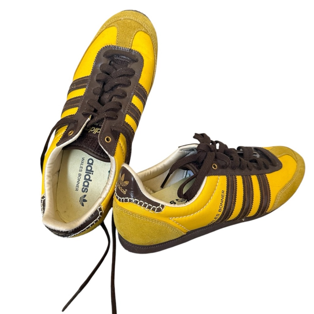 Wales Bonner ADIDAS UNISEX
COLOR mustard yellow and brown
SIZE men’s 8 1/2